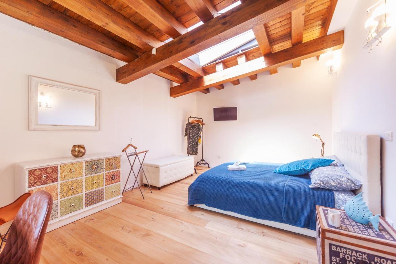 Vakalu-Piazza Duomo Charming Apartment Syracuse Esterno foto